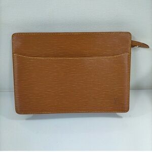 Louis Vuitton Epi Leather Brown Clutch / Pochette – Vintage Authentic SR0021